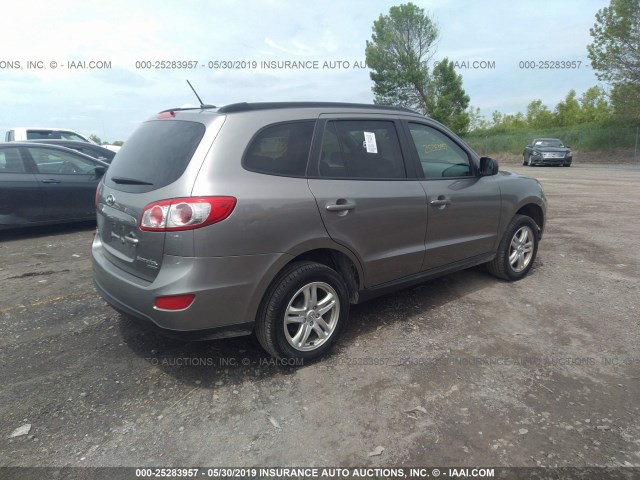 5XYZGDAB0BG025407 - 2011 HYUNDAI SANTA FE GLS GRAY photo 4