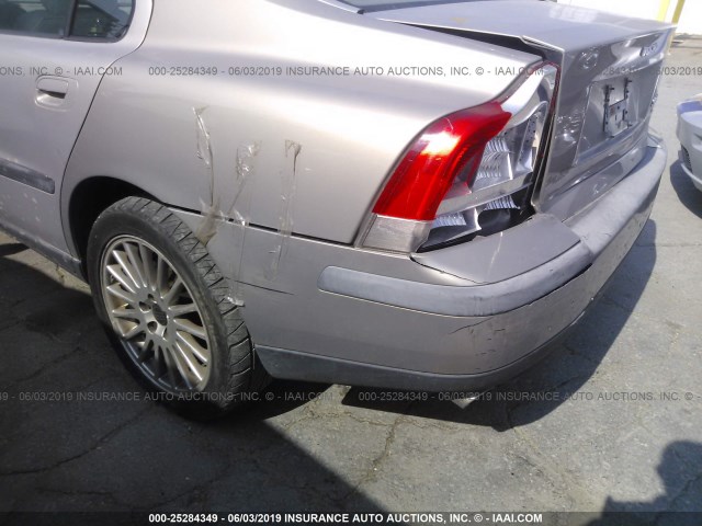 YV1RS53D922122290 - 2002 VOLVO S60 T5 Champagne photo 6