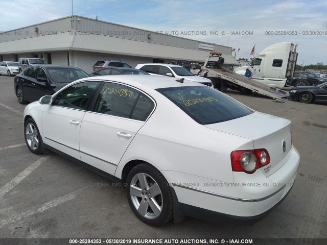 WVWJK73C69P013028 - 2009 VOLKSWAGEN PASSAT TURBO WHITE photo 3