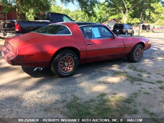 2T87Y9N147774 - 1979 PONTIAC FIREBIRD RED photo 4