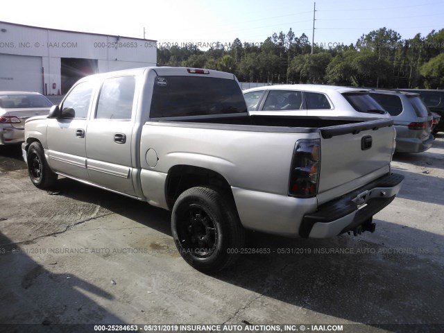 2GCEC13T451223078 - 2005 CHEVROLET SILVERADO C1500 GRAY photo 3