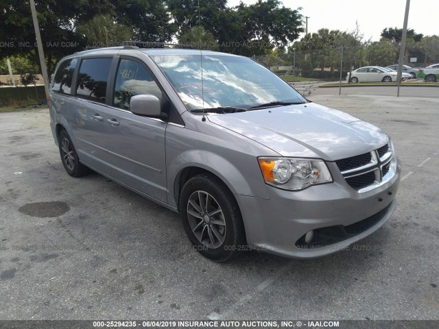 2C4RDGCG2HR863476 - 2017 DODGE GRAND CARAVAN SXT SILVER photo 1