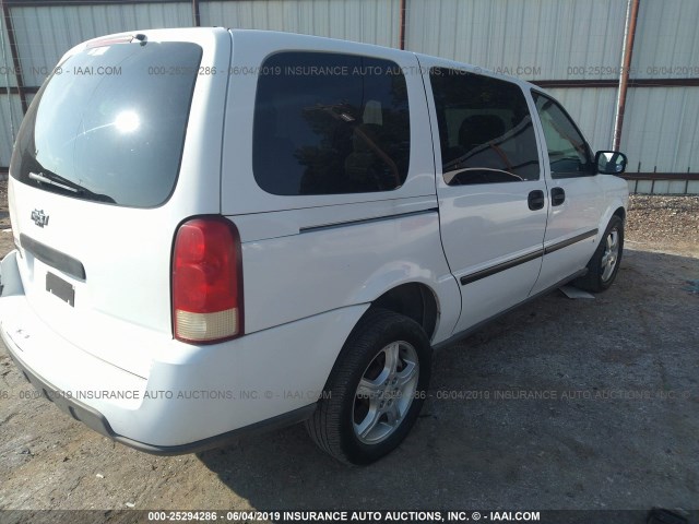 1GNDV23177D126899 - 2007 CHEVROLET UPLANDER LS WHITE photo 4