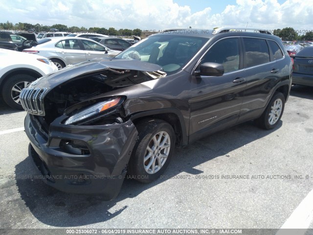 1C4PJLCB4EW154483 - 2014 JEEP CHEROKEE LATITUDE GRAY photo 2