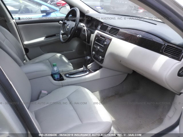 2G1WC5E36D1178399 - 2013 CHEVROLET IMPALA LTZ SILVER photo 5