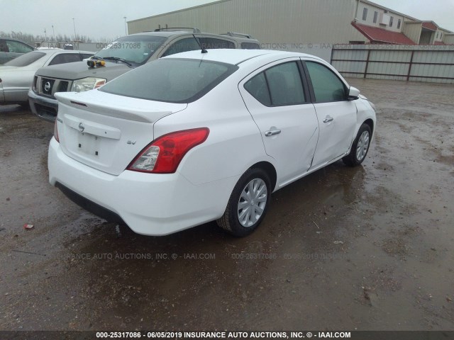 3N1CN7AP8KL816031 - 2019 NISSAN VERSA S/S PLUS/SV WHITE photo 4