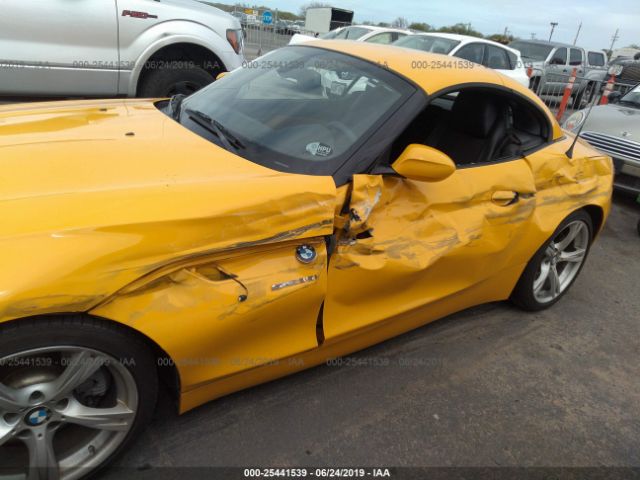 WBALM7C51BE383807 - 2011 BMW Z4 SDRIVE35I Yellow photo 6