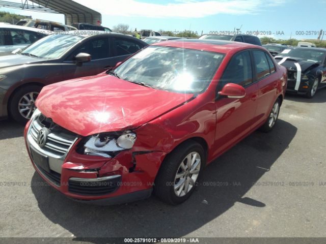 3VWRZ7AJ5AM145110 - 2010 VOLKSWAGEN JETTA SE/SEL Red photo 2