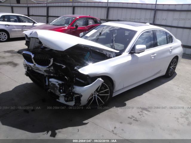 WBA5R1C5XKAK08163 - 2019 BMW 330I  White photo 2