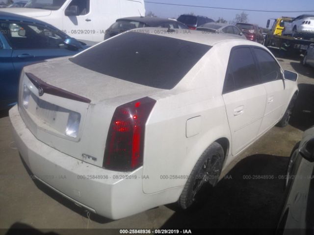 1G6DP577X70121192 - 2007 CADILLAC CTS HI FEATURE V6 White photo 4