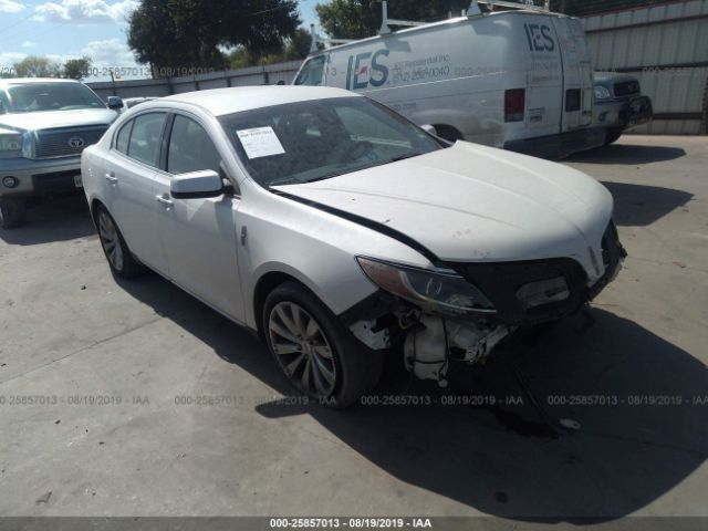 1LNHL9DK5DG600466 - 2013 LINCOLN MKS  White photo 1