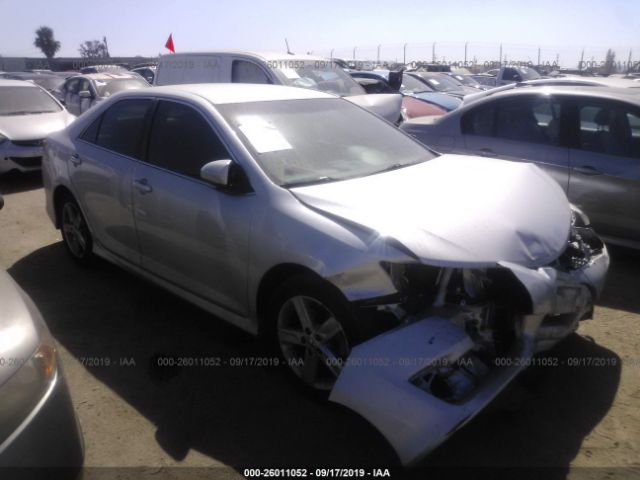 4T1BF1FK2EU353583 - 2014 TOYOTA CAMRY L/SE/LE/XLE 灰色 照片 1