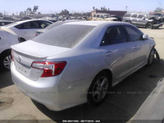 4T1BF1FK2EU353583 - 2014 TOYOTA CAMRY L/SE/LE/XLE 灰色 照片 4