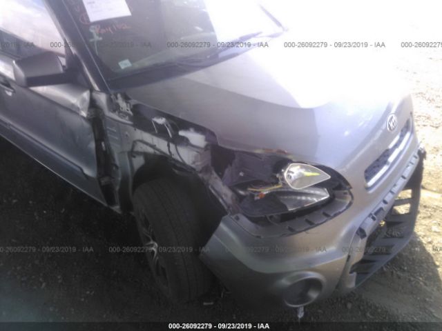 KNDJT2A57D7621329 - 2013 KIA SOUL  Gold photo 6