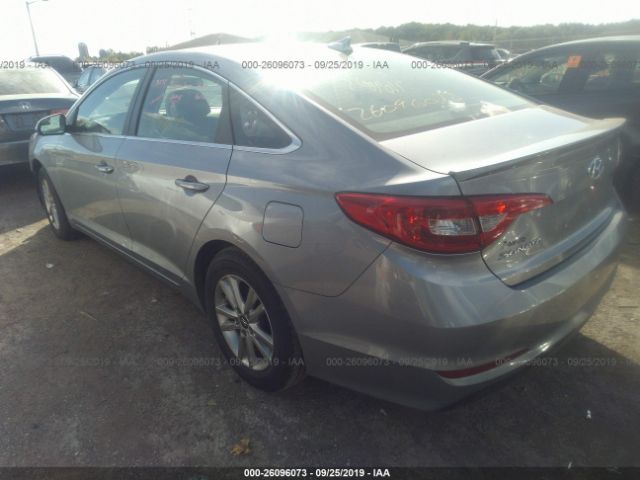 5NPE24AF7HH473564 - 2017 HYUNDAI SONATA SE 银色 照片 3