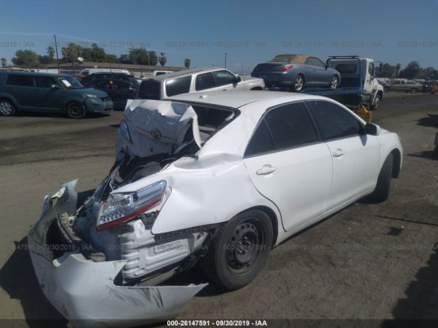 4T1BF3EK3BU706521 - 2011 TOYOTA CAMRY SE/LE/XLE 白色 照片 4