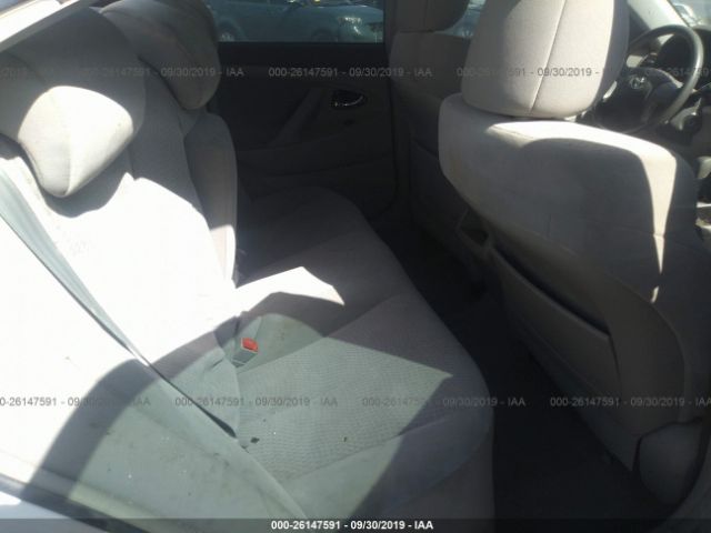 4T1BF3EK3BU706521 - 2011 TOYOTA CAMRY SE/LE/XLE 白色 照片 8