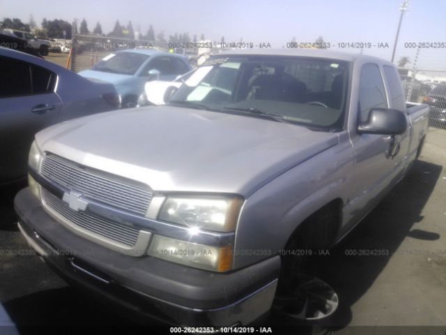 2GCEC19V441170020 - 2004 CHEVROLET SILVERADO C1500 Silver photo 2