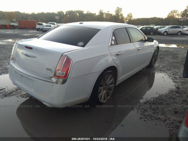 2C3CA6CT5BH516702 - 2011 CHRYSLER 300C  White photo 4