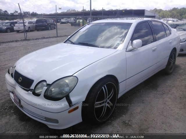 JT8BH68X9W0009809 - 1998 LEXUS GS 400 White photo 2