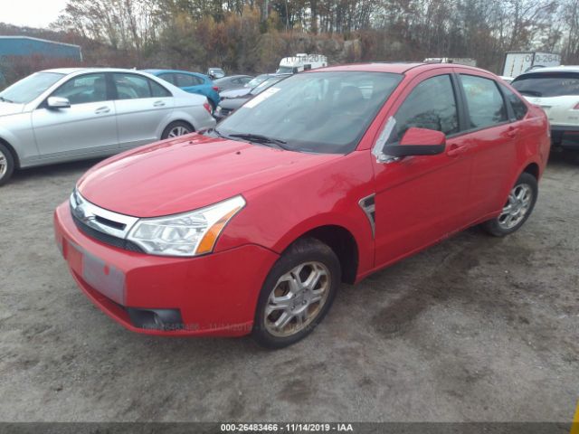 1FAHP35N88W235202 - 2008 FORD FOCUS SE/SEL/SES Red photo 2