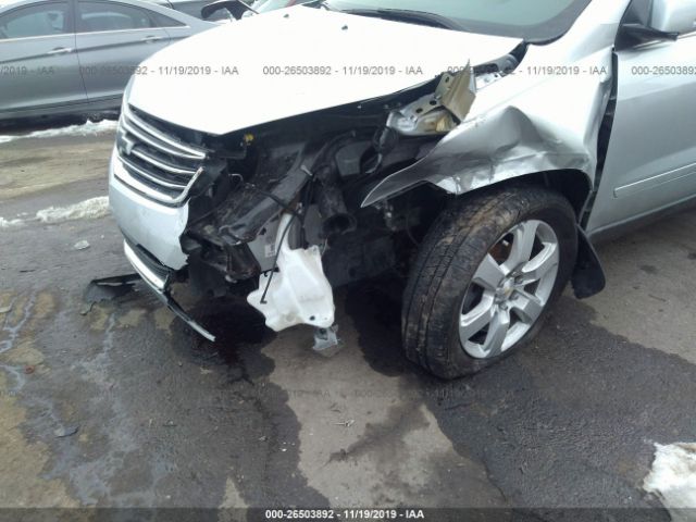 1GNKVGKD3HJ212312 - 2017 CHEVROLET TRAVERSE LT Silver photo 6