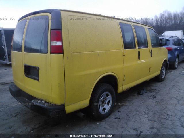 1GTFG25T431175368 - 2003 GMC SAVANA G2500 Yellow photo 4