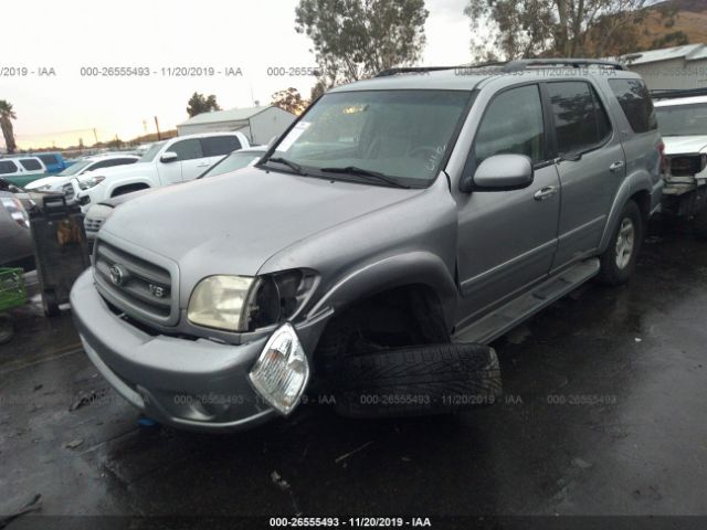 5TDZT34A82S091408 - 2002 TOYOTA SEQUOIA SR5 Silver photo 2