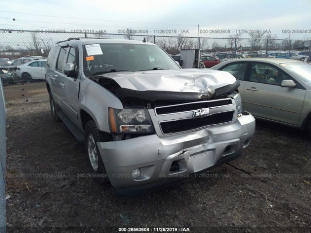 1GNSKJE38BR178143 - 2011 CHEVROLET SUBURBAN K1500 LT Silver photo 1