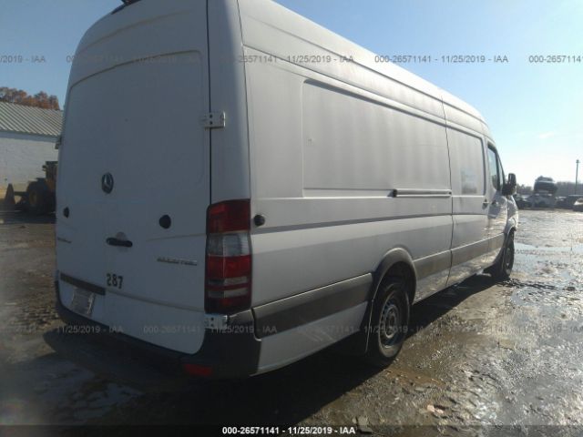 WD3PE8DD9GP189030 - 2016 MERCEDES-BENZ SPRINTER 2500 White photo 4