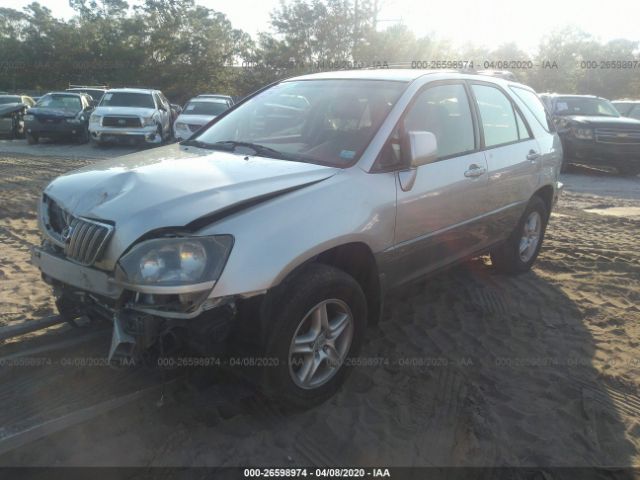 JTJHF10U320251184 - 2002 LEXUS RX 300 Silver photo 2