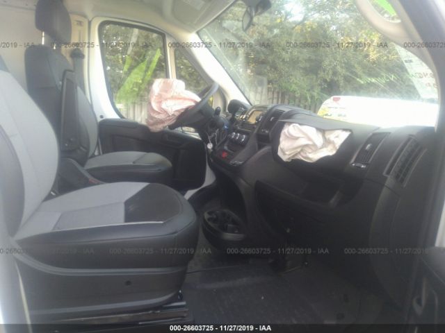 3C6TRVAG4KE553568 - 2019 RAM PROMASTER 1500 1500 STANDARD White photo 5