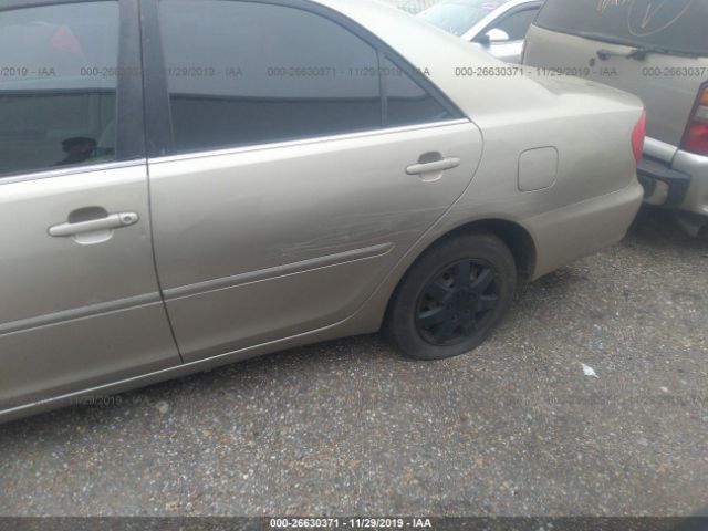 JTDBE32K840273834 - 2004 TOYOTA CAMRY LE/XLE Bej foto 6
