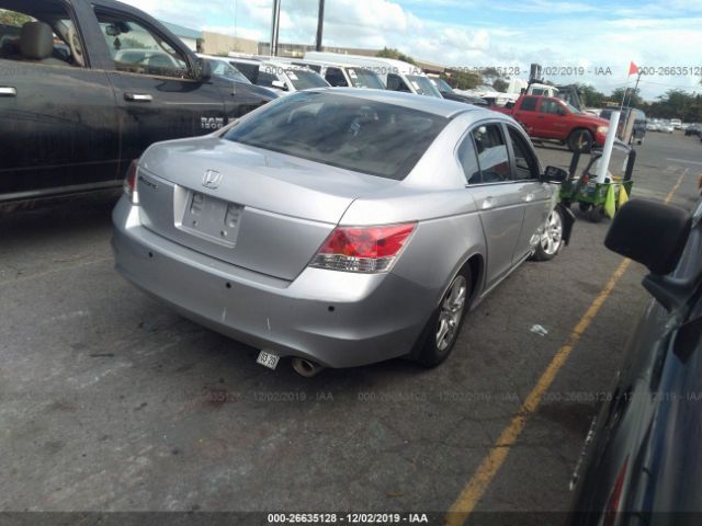 1HGCP26418A101425 - 2008 HONDA ACCORD LXP Silver photo 4