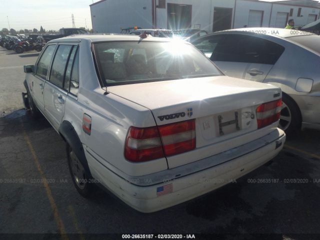 YV1KS9611S1051635 - 1995 VOLVO 960  White photo 3