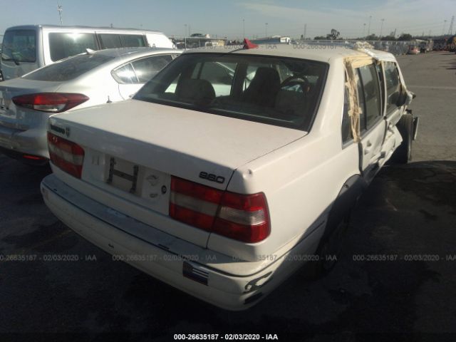 YV1KS9611S1051635 - 1995 VOLVO 960  White photo 4