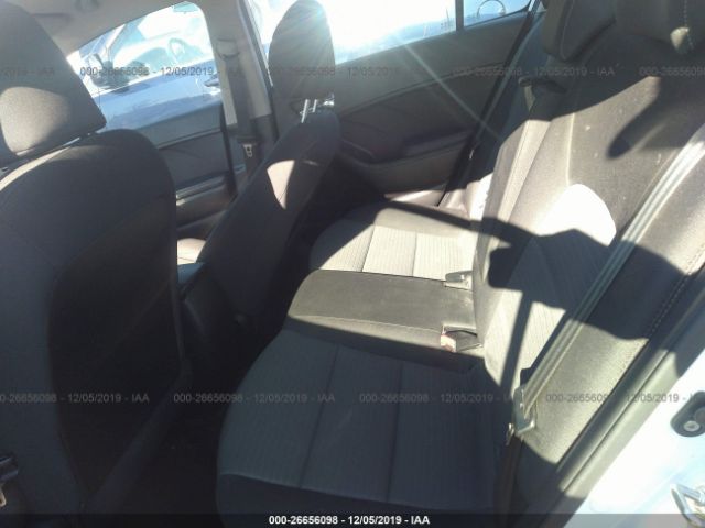 KNAFX4A65G5555990 - 2016 KIA FORTE LX Ağ foto 8