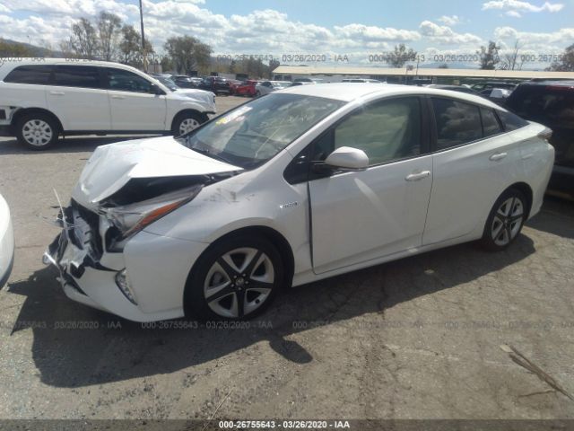 JTDKARFUXG3022066 - 2016 TOYOTA PRIUS  White photo 2