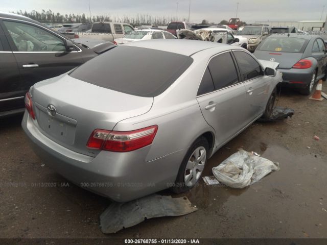 4T1BE46K47U670725 - 2007 TOYOTA CAMRY CE/LE/XLE/SE Silver photo 4