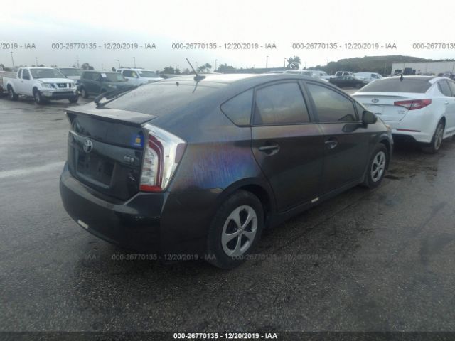 JTDKN3DU9D1631399 - 2013 TOYOTA PRIUS  Gray photo 4