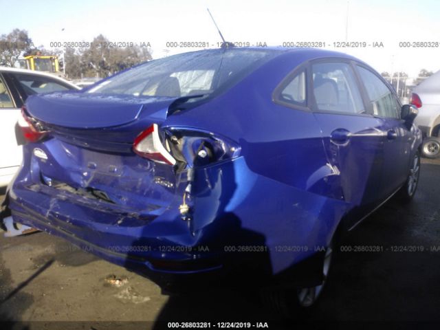 3FADP4BJ0FM157923 - 2015 FORD FIESTA SE Blue photo 4