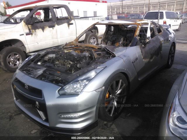 JN1AR5EF7CM250646 - 2012 NISSAN GT-R PREMIUM Silver photo 2