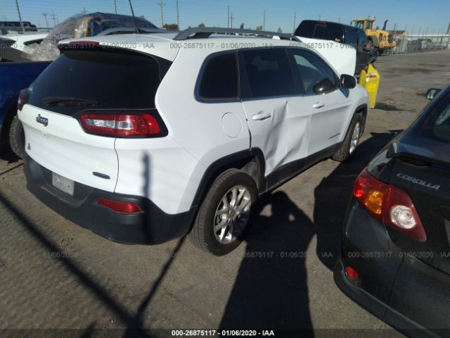 1C4PJLCB8HW650911 - 2017 JEEP CHEROKEE LATITUDE White photo 4