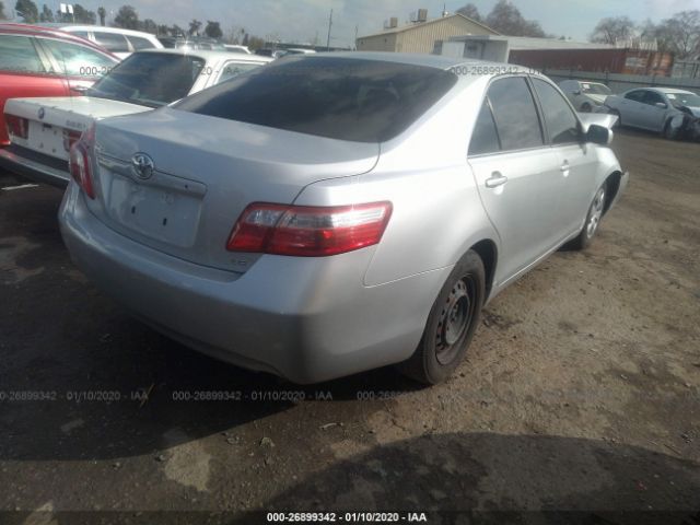 4T1BE46K17U147159 - 2007 TOYOTA CAMRY CE/LE/XLE/SE Silver photo 4