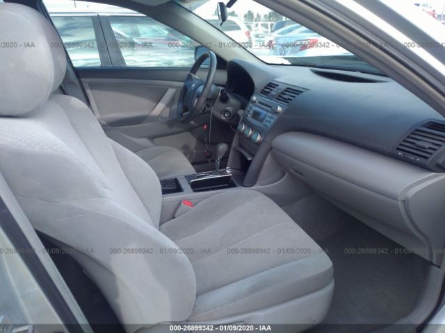 4T1BE46K17U147159 - 2007 TOYOTA CAMRY CE/LE/XLE/SE Silver photo 5