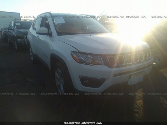 3C4NJCBB6JT469455 - 2018 JEEP COMPASS LATITUDE White photo 1