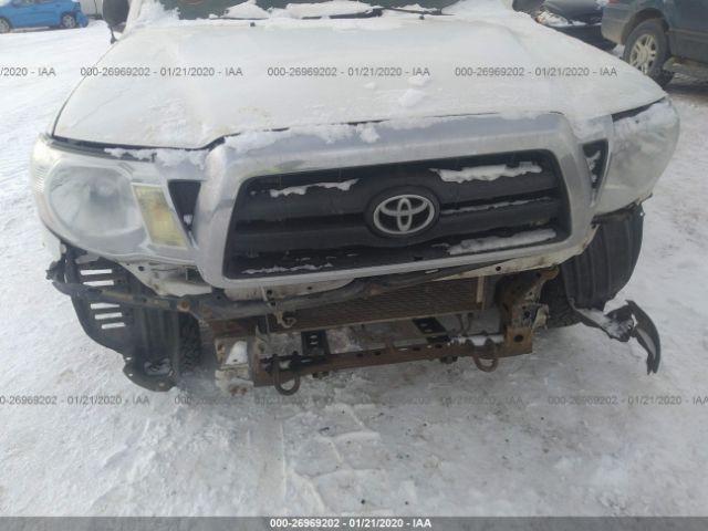5TETX22N56Z240571 - 2006 TOYOTA TACOMA ACCESS CAB თეთრი ფოტო 6