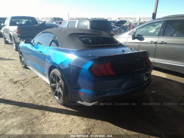 1FATP8UH7J5126776 - 2018 FORD MUSTANG  Blue photo 3