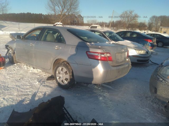 4T1BE46K67U014428 - 2007 TOYOTA CAMRY CE/LE/XLE/SE 银色 照片 3