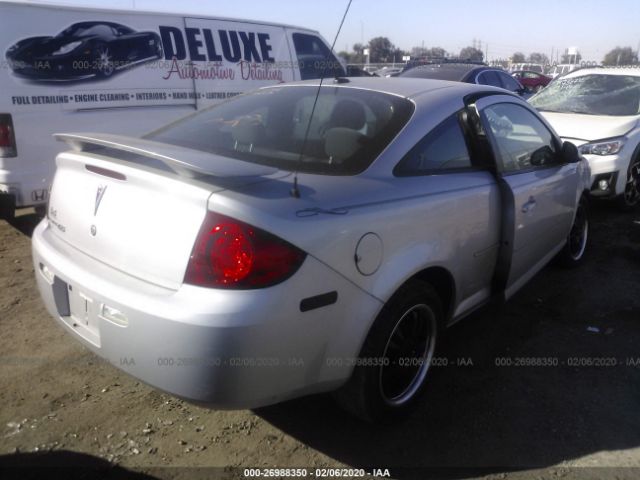 1G2AL18F777279009 - 2007 PONTIAC G5  Silver photo 4